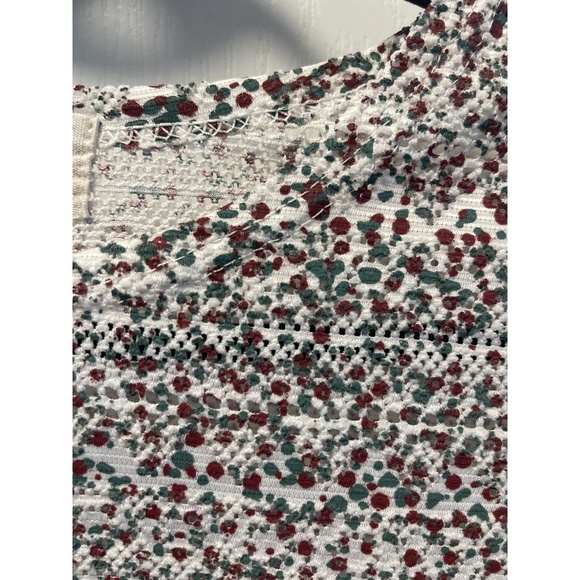 Floral Patterned Top - Picture 4 of 4